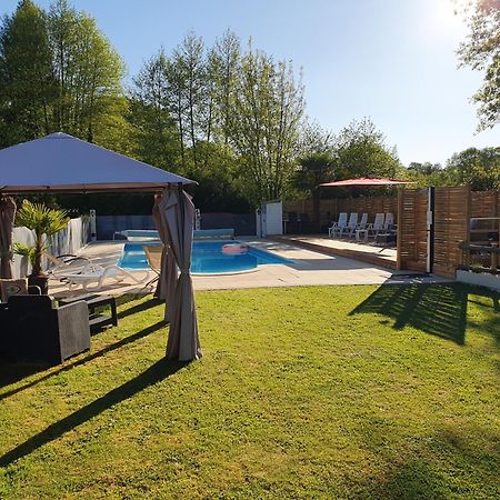 Luxury Safari Tents At Moulin Du Pommier Glamping & Camping Saulgond Ngoại thất bức ảnh