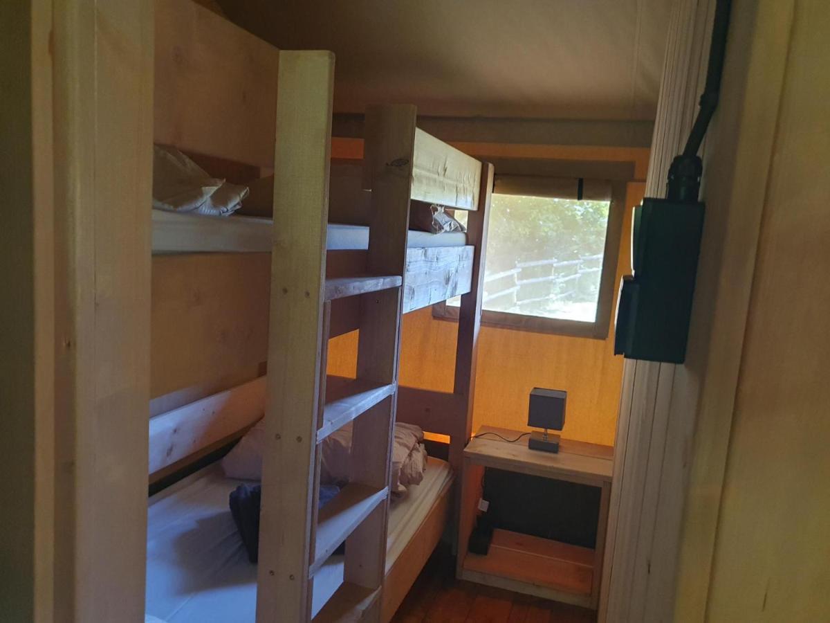 Luxury Safari Tents At Moulin Du Pommier Glamping & Camping Saulgond Ngoại thất bức ảnh